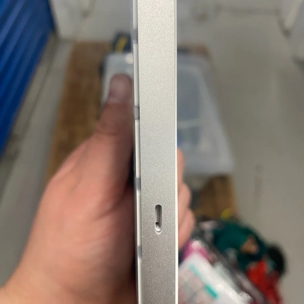Apple Silver Wireless Keyboard